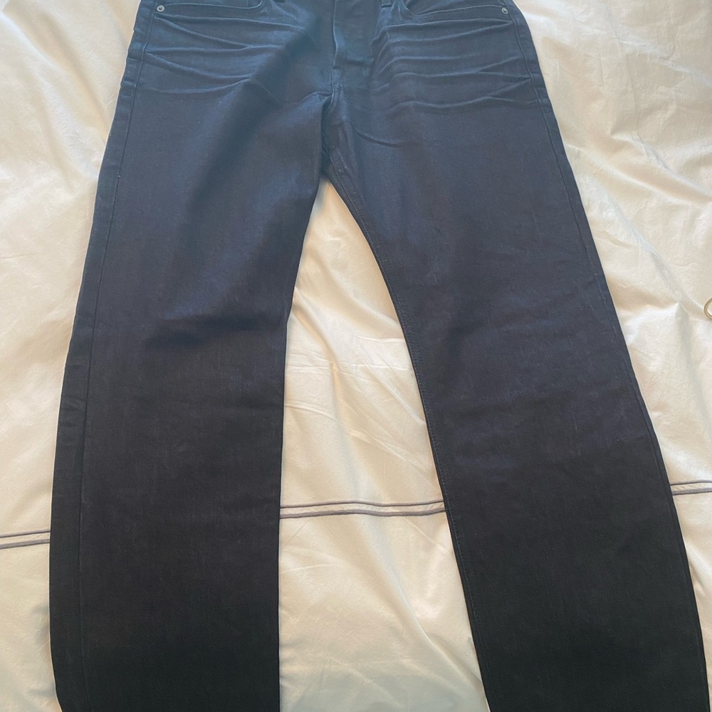 Current Elliot Straight Slim Cut. Dark Blue Denim